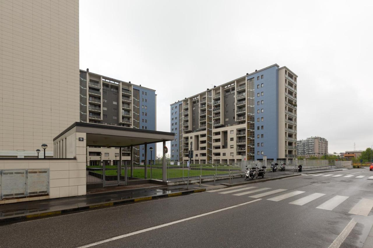 Milan Comfy Apartment X3 - With Balcony Εξωτερικό φωτογραφία